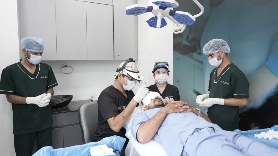 FUE Hair<br>Transplant